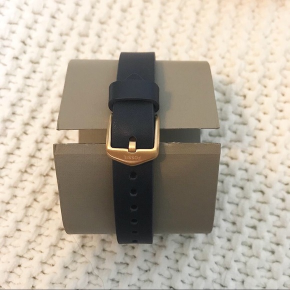 Fossil Watch - Picture 3 of 6